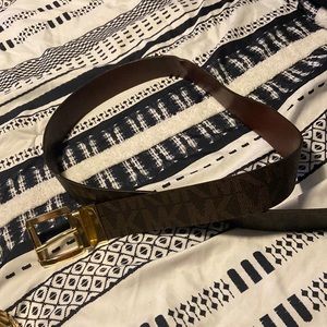 Micheal Kors Pruse and belt
